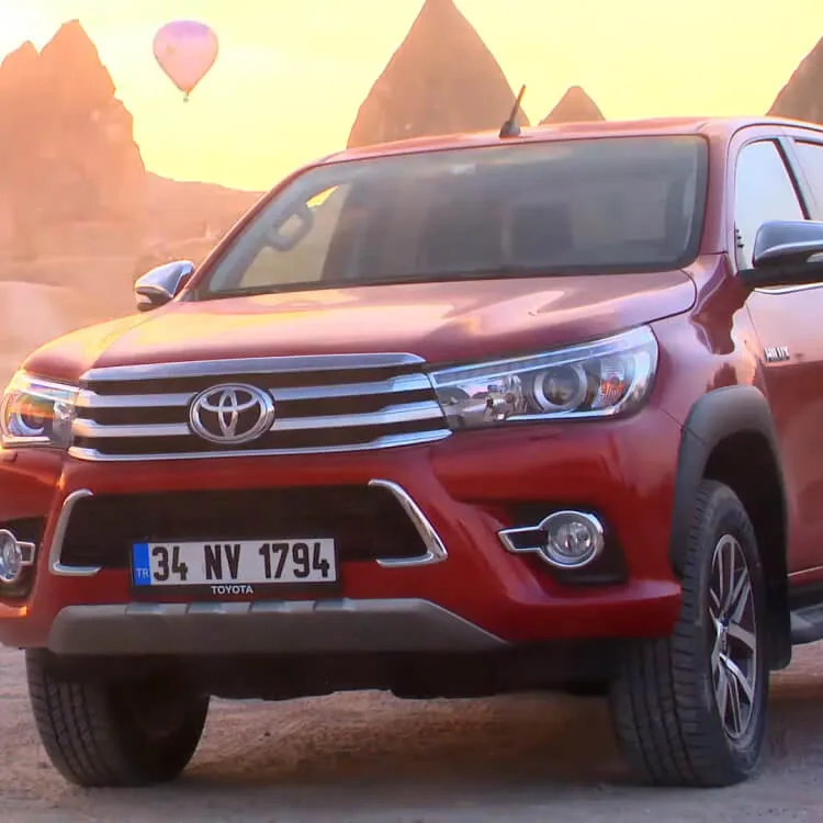 Toyota Hilux Hi-Ride Yamaç Paraşütü